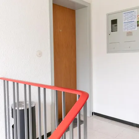 Monteurapartment I 6 Betten I Kueche I Waschmaschine I Balkon I Garten