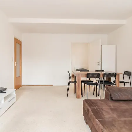 Apartment Monteurapartment I 6 Betten I Kueche I Waschmaschine I Balkon I Garten Darmstadt