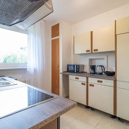 Monteurapartment I 6 Betten I Kueche I Waschmaschine I Balkon I Garten * Darmstadt