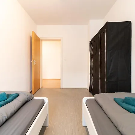 Apartment Monteurapartment I 6 Betten I Kueche I Waschmaschine I Balkon I Garten Darmstadt