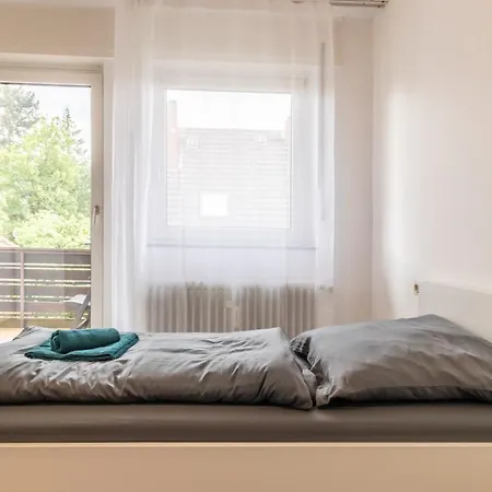 Apartment Monteurapartment I 6 Betten I Kueche I Waschmaschine I Balkon I Garten Darmstadt
