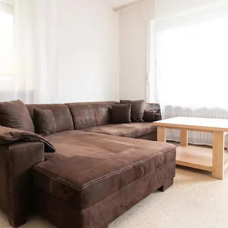 Monteurapartment I 6 Betten I Kueche I Waschmaschine I Balkon I Garten Darmstadt
