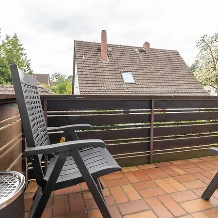 Monteurapartment I 6 Betten I Kueche I Waschmaschine I Balkon I Garten Apartment Darmstadt